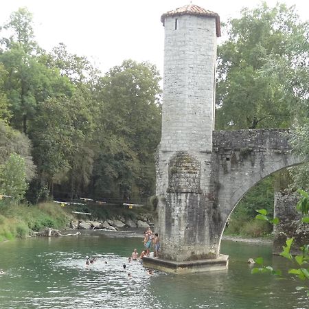 Le Pelerine Villa Sauveterre-de-Bearn Buitenkant foto